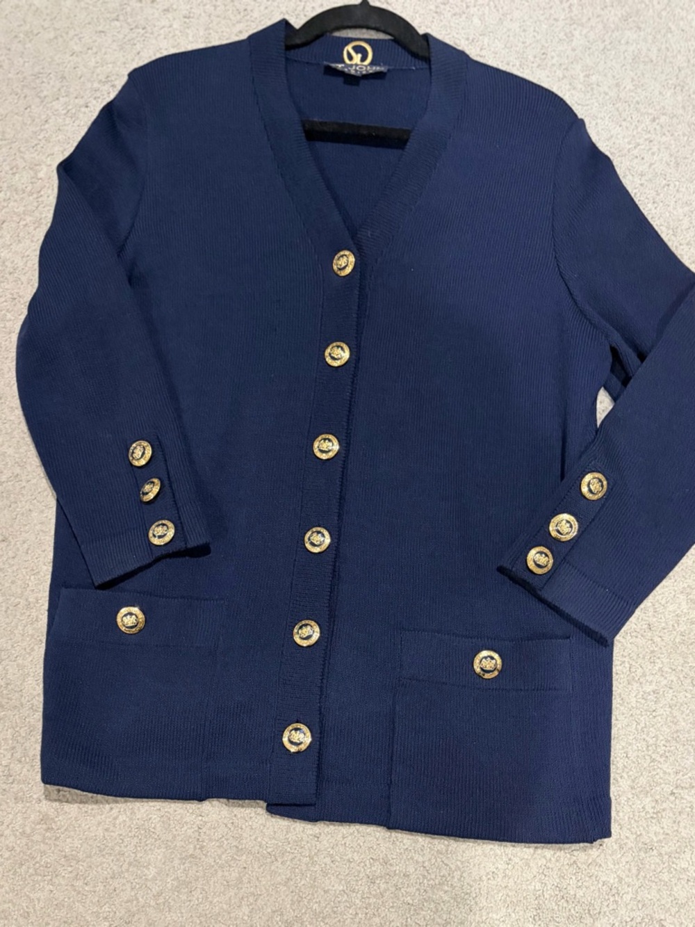 St. John Knit Santana Cardigan Jacket, Women’s Navy, Gold Buttons - Picture 5 of 10
